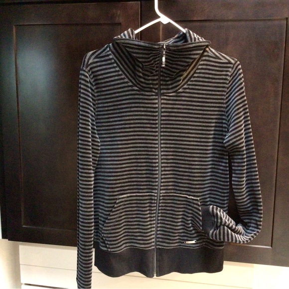 Calvin Klein Velour Jacket - Picture 3 of 7